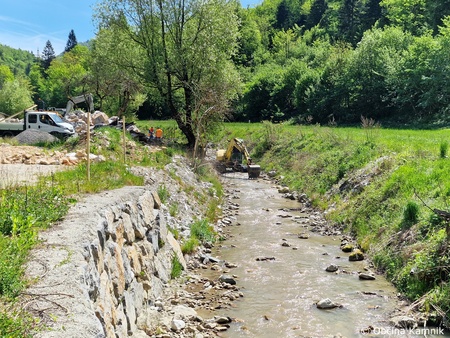 Sanacijska obnova vodotokov in hudournikov po poplavah (1)